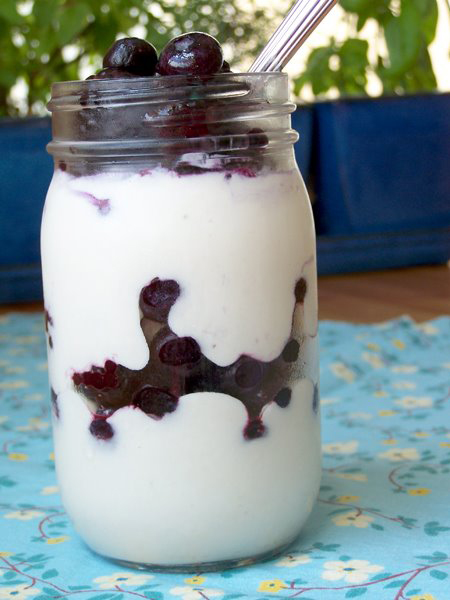 dairy-free-parfait-blueberry