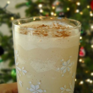 frozen blended Nutcracker Sweet tea latte