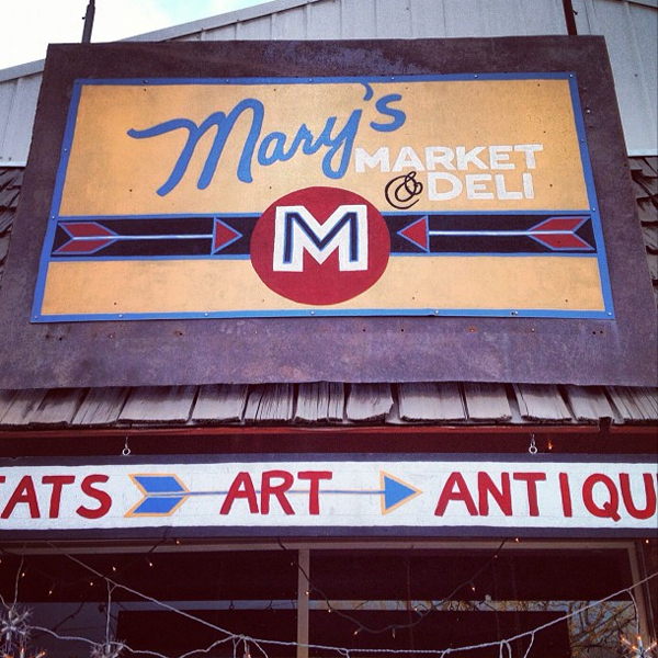 marys-market-longmont